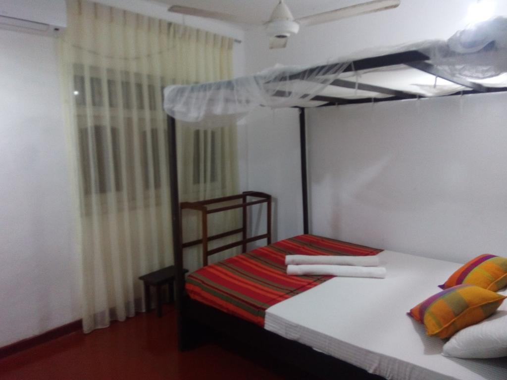 The Sea House Hotel Kudapaduwa Exterior foto